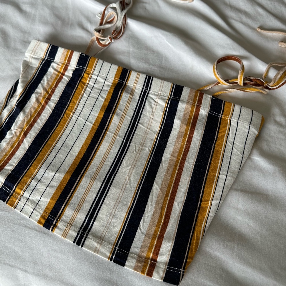 Forever 21 Cropped Tank Top Striped